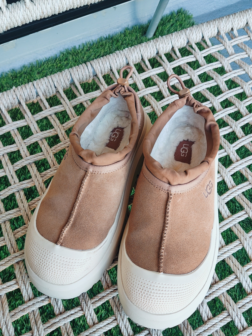 UGG Tasman Weather Hybrid W8/9